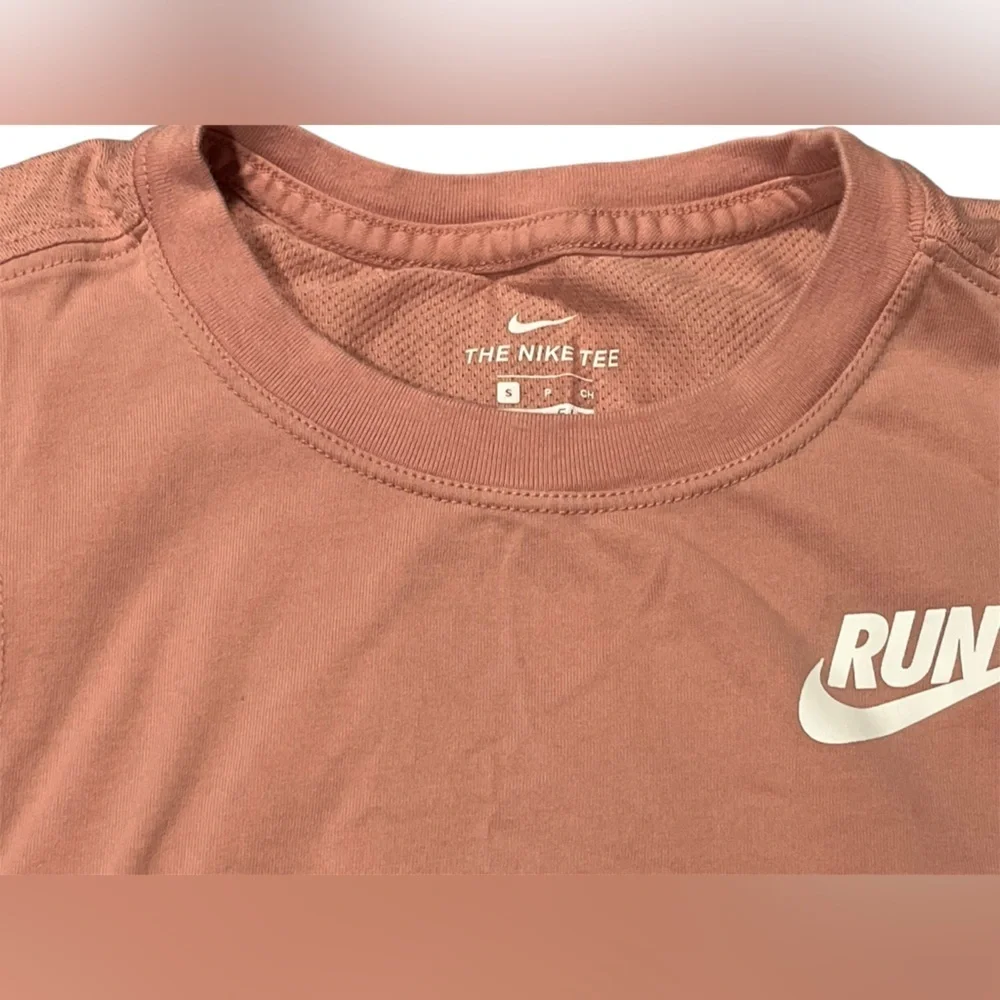 Nike Women's Blush Pink Tee Tank Size Small